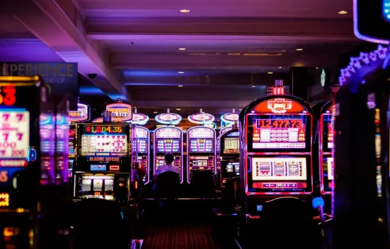 Tips Pemula Main Live Casino Agar Lebih Santai dan Seru Banget